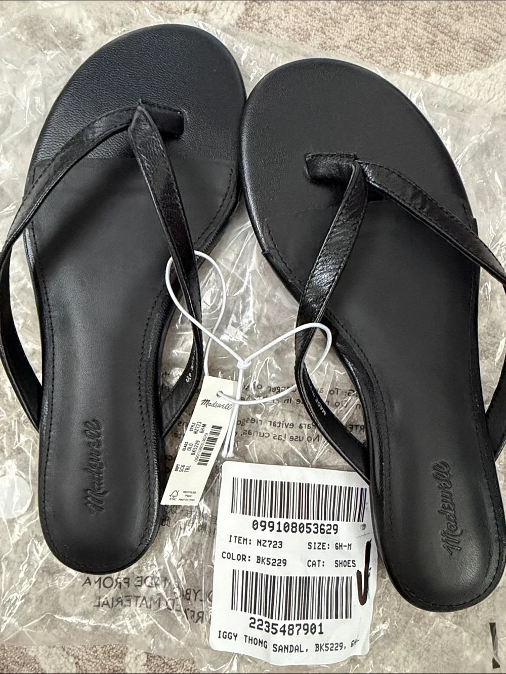 $88 msrp NWT Madewell iggy thong sandal in black leather size 6.5